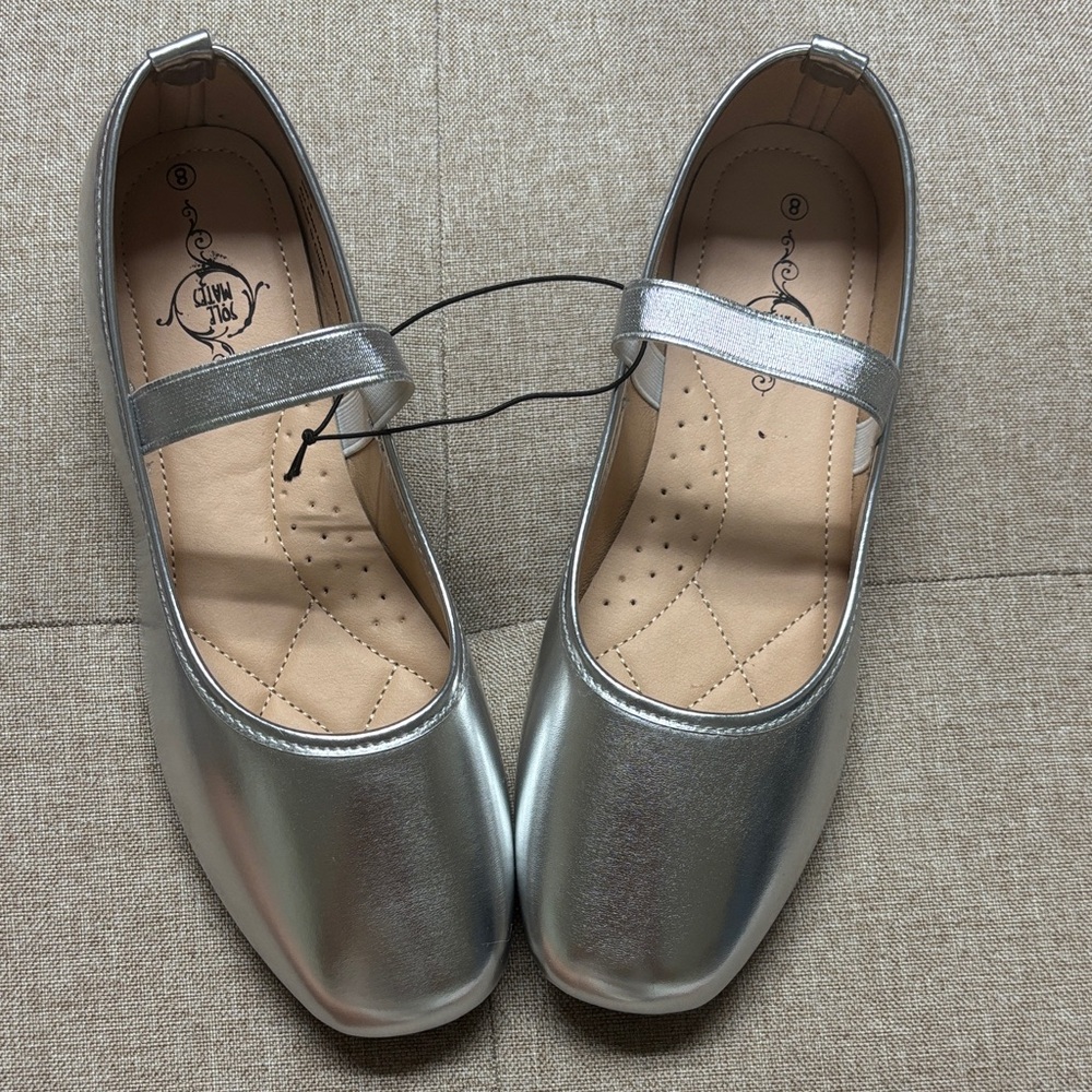 Silver sole mates Flats